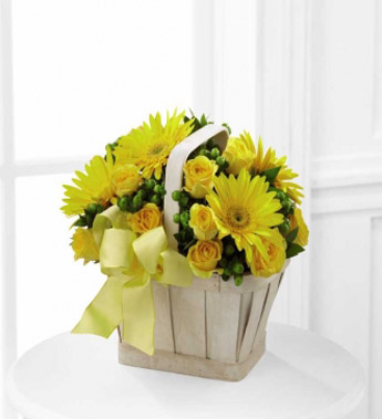 The FTD Uplifting Moments Bouquet