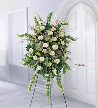 The FTD Splendor Standing Spray